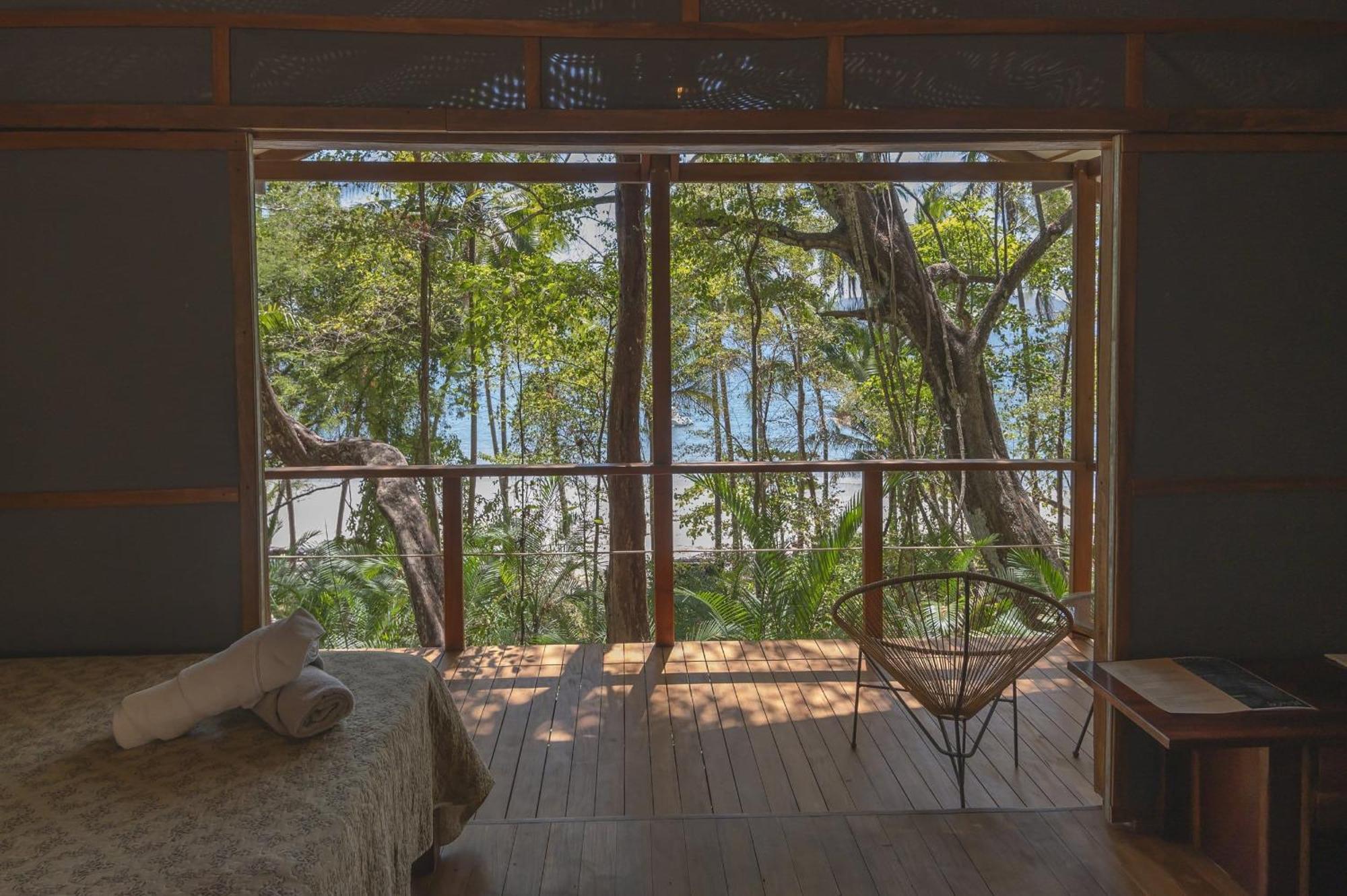 Los Vivos Beachfront Experience Pochote الغرفة الصورة