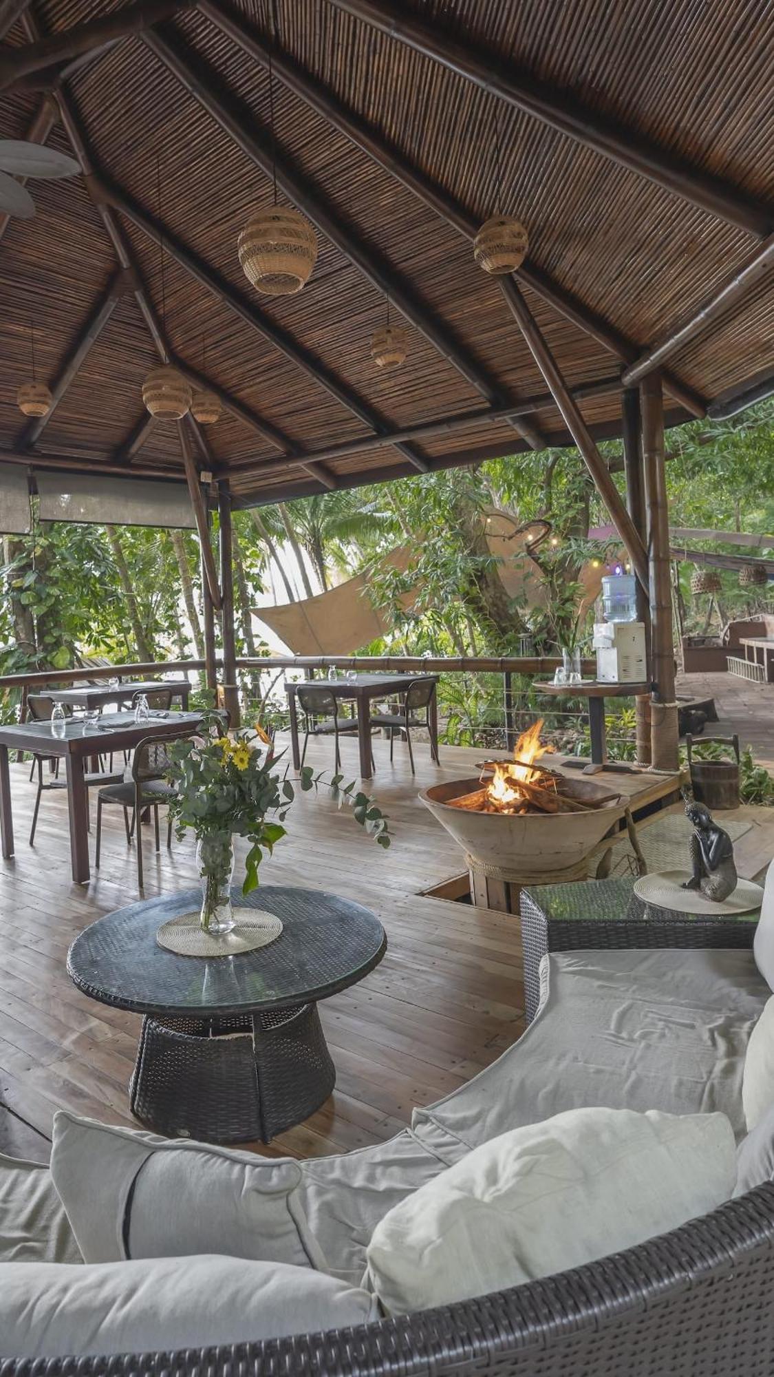 Los Vivos Beachfront Experience Pochote المظهر الخارجي الصورة